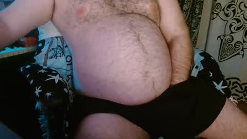 Snapshot of stonerbear42 chatting on February 17, 10:40 am Stonerbear42 online show from February 17, 10:40 am