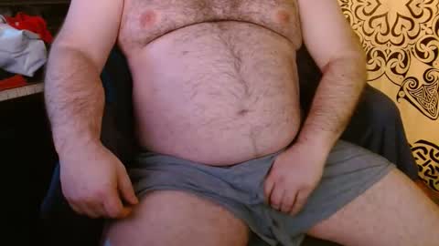 Snapshot of stonerbear42 chatting on March 9, 4:16 am Stonerbear42 online show from March 9, 4:16 am