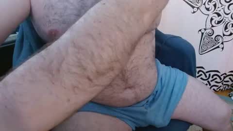Snapshot of stonerbear42 chatting on March 12, 2:12 pm Stonerbear42 online show from March 12, 2:12 pm