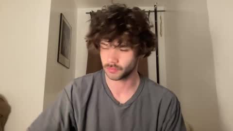 Snapshot of stonerboymac chatting on January 4, 11:17 pm stonerboymac online show from January 4, 11:17 pm