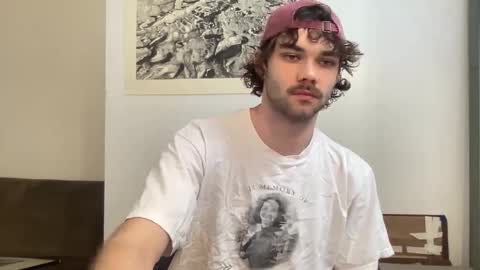 Snapshot of stonerboymac chatting on February 26, 6:11 pm stonerboymac online show from February 26, 6:11 pm