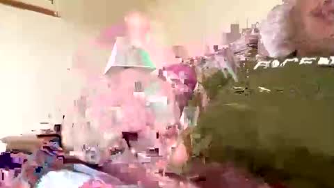 Snapshot of stoodley22 chatting on April 1, 3:53 pm Stoodley22 online show from April 1, 3:53 pm