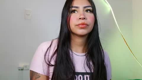 Snapshot of storm_doll chatting on July 6, 2:41 am storm doll online show from July 6, 2:41 am