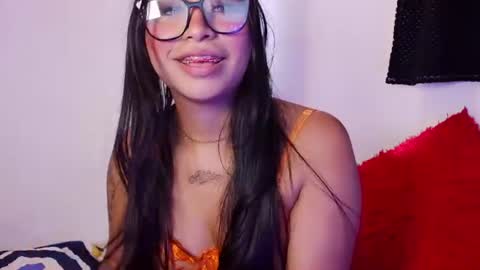 Snapshot of storm_doll chatting on July 28, 4:39 pm storm doll online show from July 28, 4:39 pm