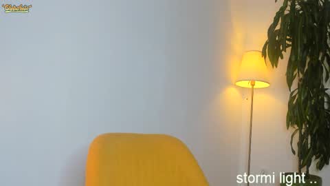 Snapshot of stormi_light chatting on September 14, 8:19 pm Stormi online show from September 14, 8:19 pm