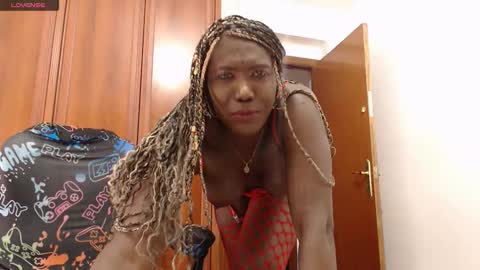 Snapshot of stormofpassion1 chatting on October 17, 10:23 pm taira altair maturana online show from October 17, 10:23 pm
