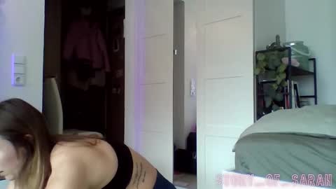 Sarah online show from February 5, 9:47 am