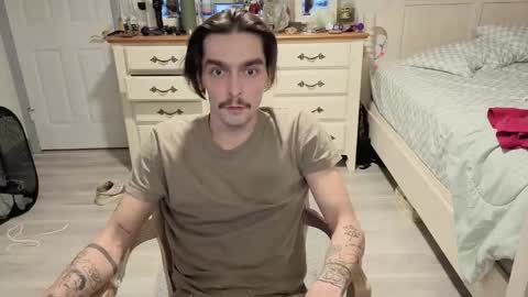 str8whiteboy21 online show from December 4, 5:17 am