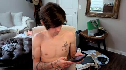 str8whiteboy21 online show from June 2, 3:14 pm