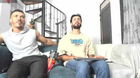 straight__friends online show from December 22, 11:46 pm