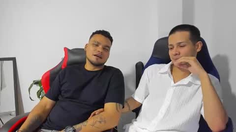 straight_boys_hornys online show from February 8, 7:23 am