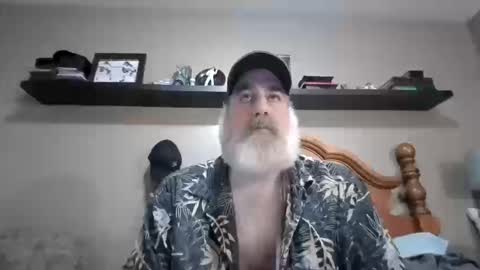 Straightbear4you online show from October 14, 5:30 am