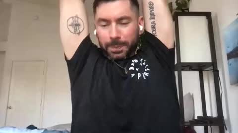 Snapshot of straightguyforyoureye chatting on February 11, 8:03 pm BearCub online show from February 11, 8:03 pm