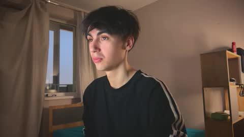 Ray online show from February 17, 3:29 pm