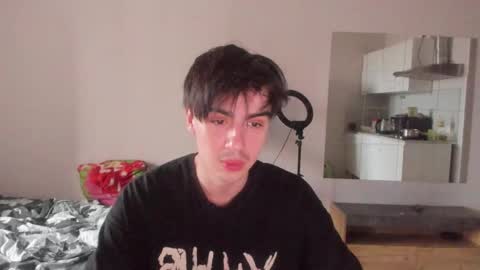 Ray online show from May 19, 2:07 am