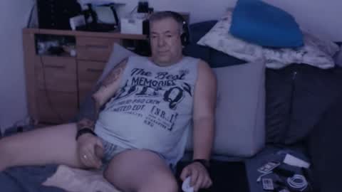 Stranger online show from October 10, 10:42 pm