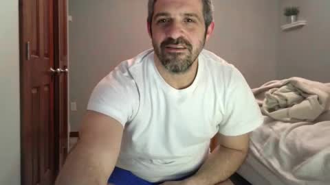 Snapshot of strangeratnight87 chatting on February 9, 5:55 am strangeratnight87 online show from February 9, 5:55 am