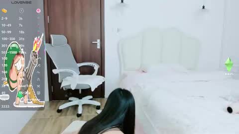 strawberry_loveee online show from January 11, 5:18 pm