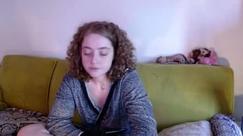 Strawberrylotsacake online show from October 23, 3:44 pm