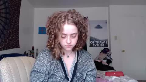 Strawberrylotsacake online show from February 9, 2:54 pm