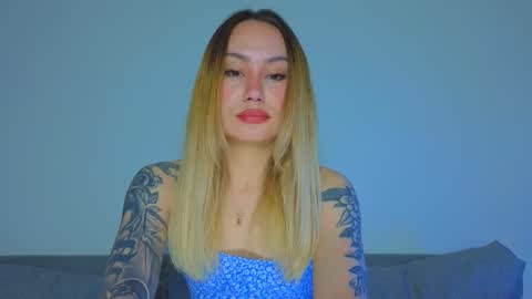 Tati and Lola online show from March 23, 4:49 am