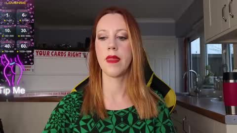 Snapshot of stripmequick chatting on January 17, 10:00 am Amorina online show from January 17, 10:00 am