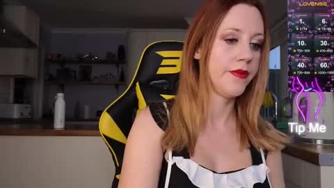 Snapshot of stripmequick chatting on January 28, 10:34 am Amorina online show from January 28, 10:34 am