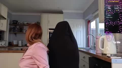 Snapshot of stripmequick chatting on September 18, 9:22 am Amorina online show from September 18, 9:22 am