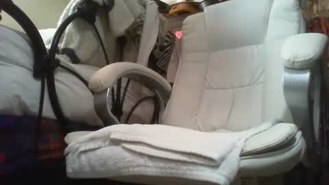 strokensmoke420 online show from December 7, 9:44 pm