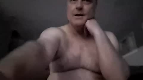 Cumallcumnow online show from June 1, 2:57 am