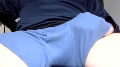 strokes_for_you online show from April 16, 5:14 pm