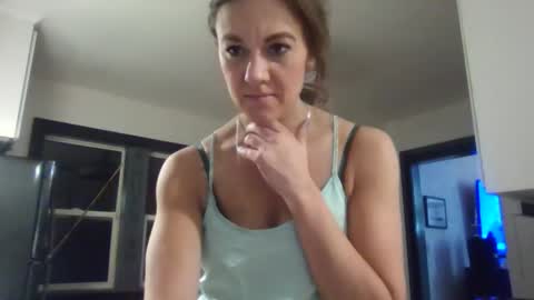 strokinaces1 online show from April 14, 2:17 am