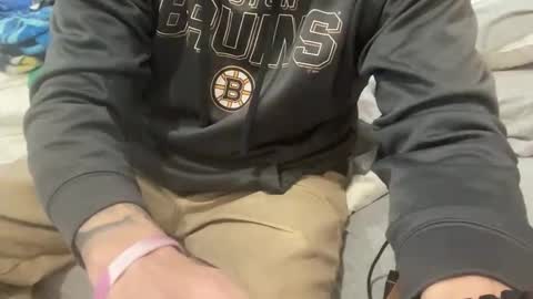 Snapshot of stroking33again chatting on February 28, 4:52 pm stroking33again online show from February 28, 4:52 pm