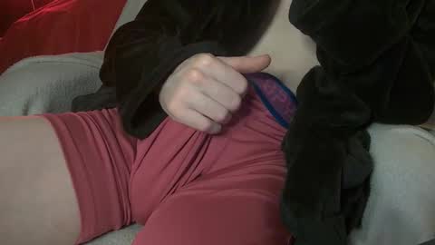 Snapshot of stroknmydong chatting on February 1, 10:47 am Dong Stroker online show from February 1, 10:47 am