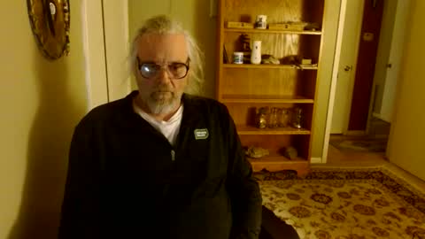 Snapshot of stroknpoker chatting on February 18, 9:16 am stroknpoker online show from February 18, 9:16 am