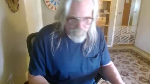 Snapshot of stroknpoker chatting on March 29, 5:46 pm stroknpoker online show from March 29, 5:46 pm