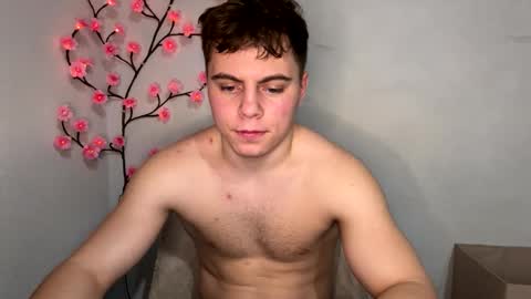 Snapshot of strong_baby chatting on March 1, 7:16 pm Strong Baby online show from March 1, 7:16 pm