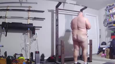 strong_bear89 online show from February 3, 6:46 pm