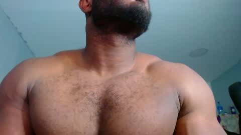 Snapshot of strong_george1 chatting on December 3, 1:08 am strong_george1 online show from December 3, 1:08 am