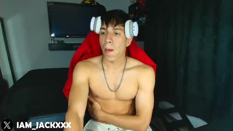 Snapshot of strong_jackxxx chatting on May 28, 5:27 am Daddy Jack online show from May 28, 5:27 am