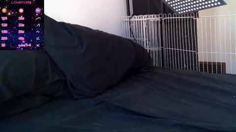 Snapshot of strongandhard073 chatting on November 29, 5:49 pm StrongAndHard online show from November 29, 5:49 pm