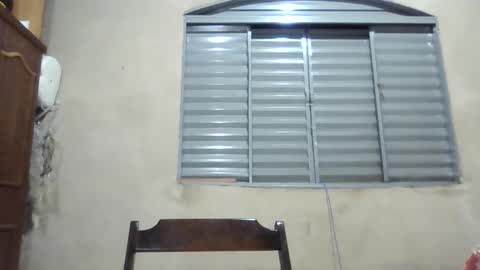 Snapshot of strongdaddyfantastic chatting on February 6, 5:45 am strongdaddyfantastic online show from February 6, 5:45 am