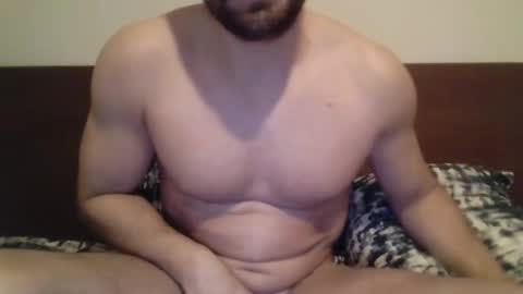 Handsome guy online show from March 18, 10:35 pm