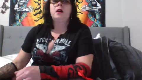 Snapshot of struggleisreal4619 chatting on January 10, 3:37 pm CaptainAnasAdventures online show from January 10, 3:37 pm