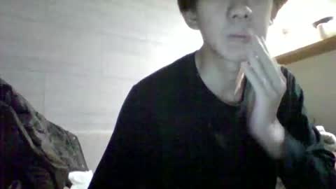 Snapshot of sttkm chatting on April 21, 6:23 pm Asian boy online show from April 21, 6:23 pm