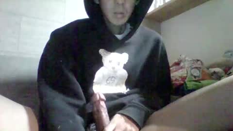 Snapshot of sttkm chatting on May 24, 2:00 pm Asian boy online show from May 24, 2:00 pm
