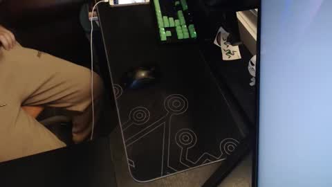 stud69861714 online show from November 15, 8:00 am