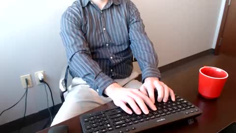 Snapshot of studbro41 chatting on March 11, 4:40 pm studbro41 online show from March 11, 4:40 pm