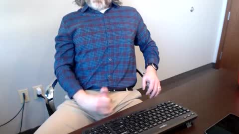 Snapshot of studbro41 chatting on March 12, 6:33 pm studbro41 online show from March 12, 6:33 pm