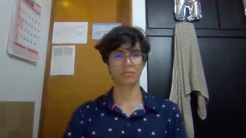 studentlatinboy online show from October 8, 6:11 am